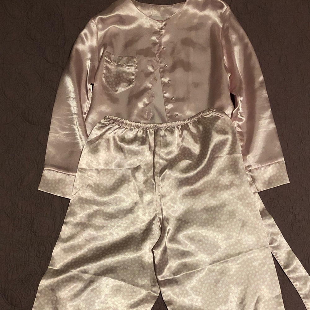 American Girl Ruthie’s Satin Pajama Set